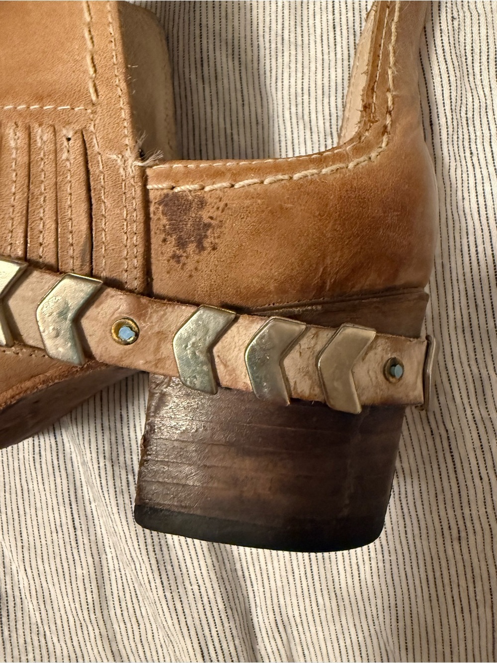 Freebird BLADE slip on taupe leather bootie - Picture 4 of 9